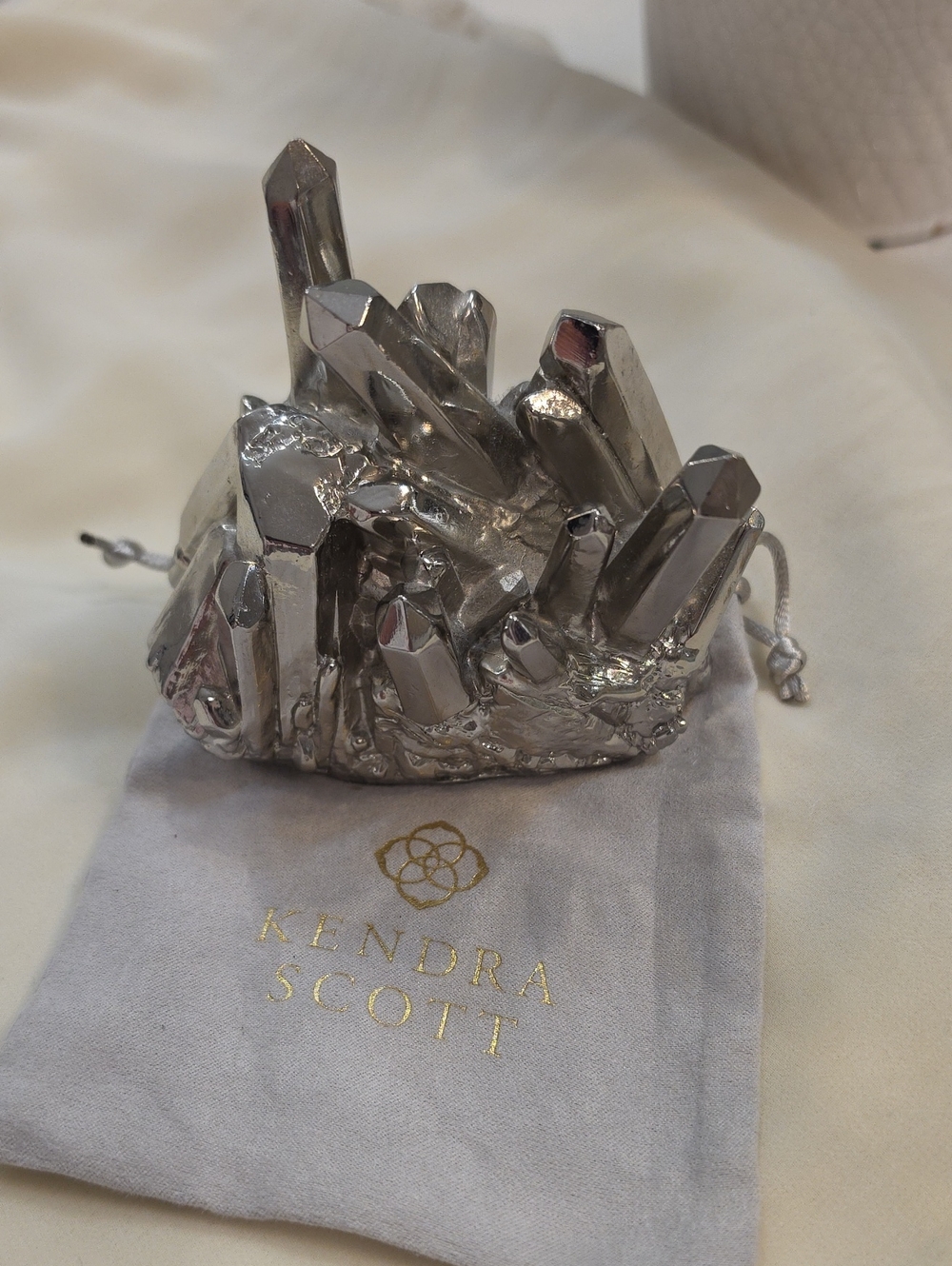 Kendra Scott Silver Cluster Metal Crystal Jewelry Ring Holder
